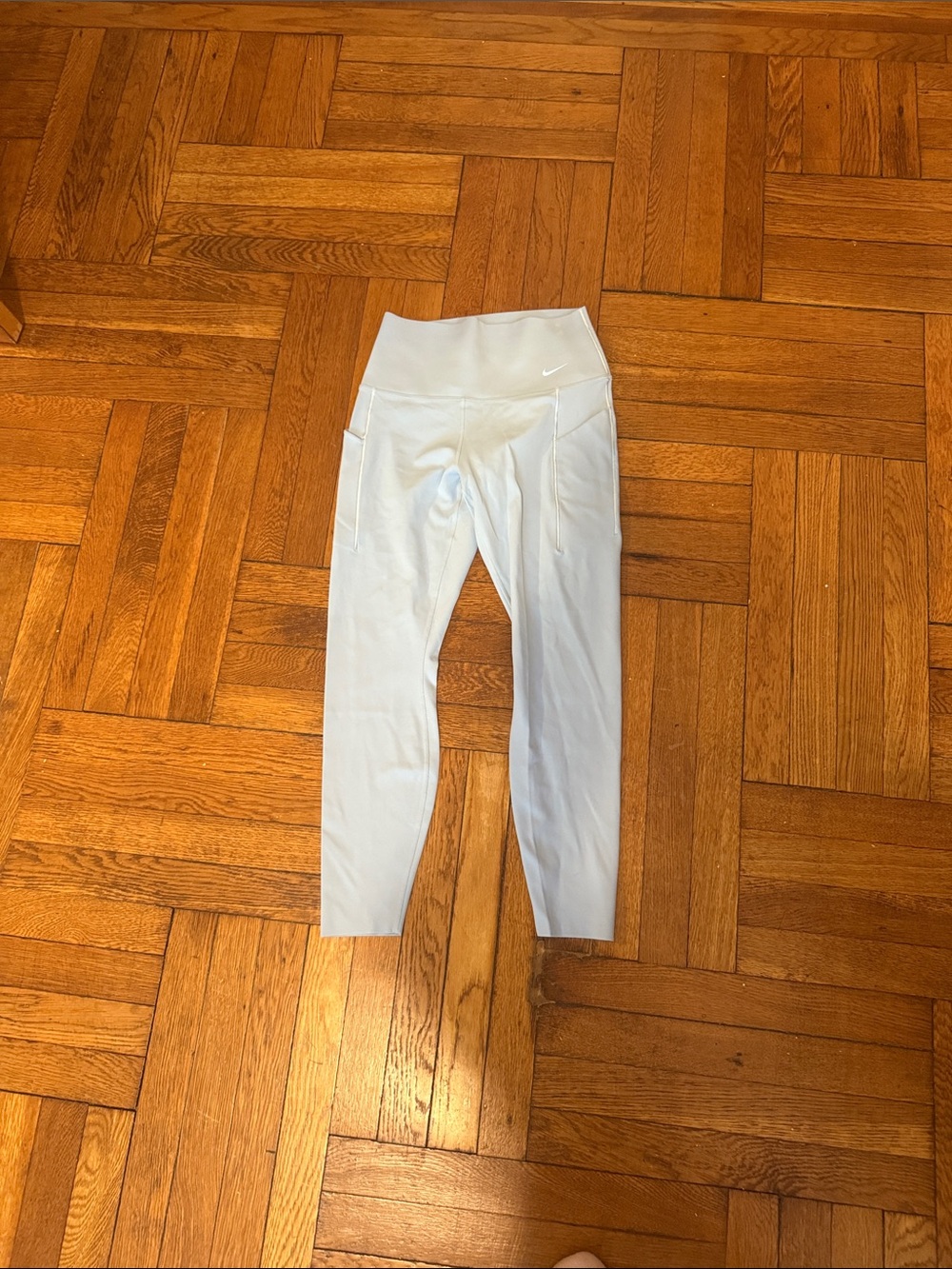 Nike Women’s Light Blue Universa Leggings with Side Pockets